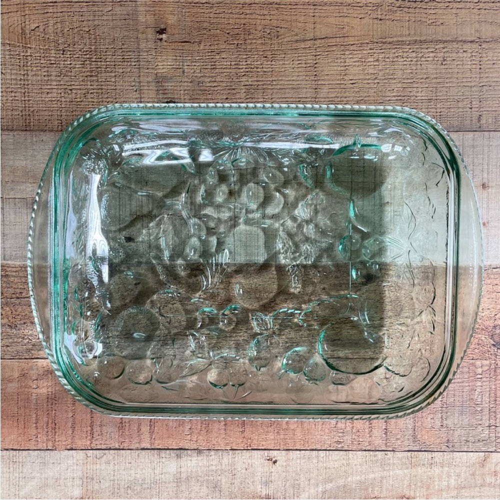 VINTAGE Libbey Orchard Fruit Casserole Baking Dish